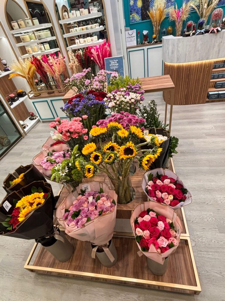 Interior de la boutique Luna Flower's
